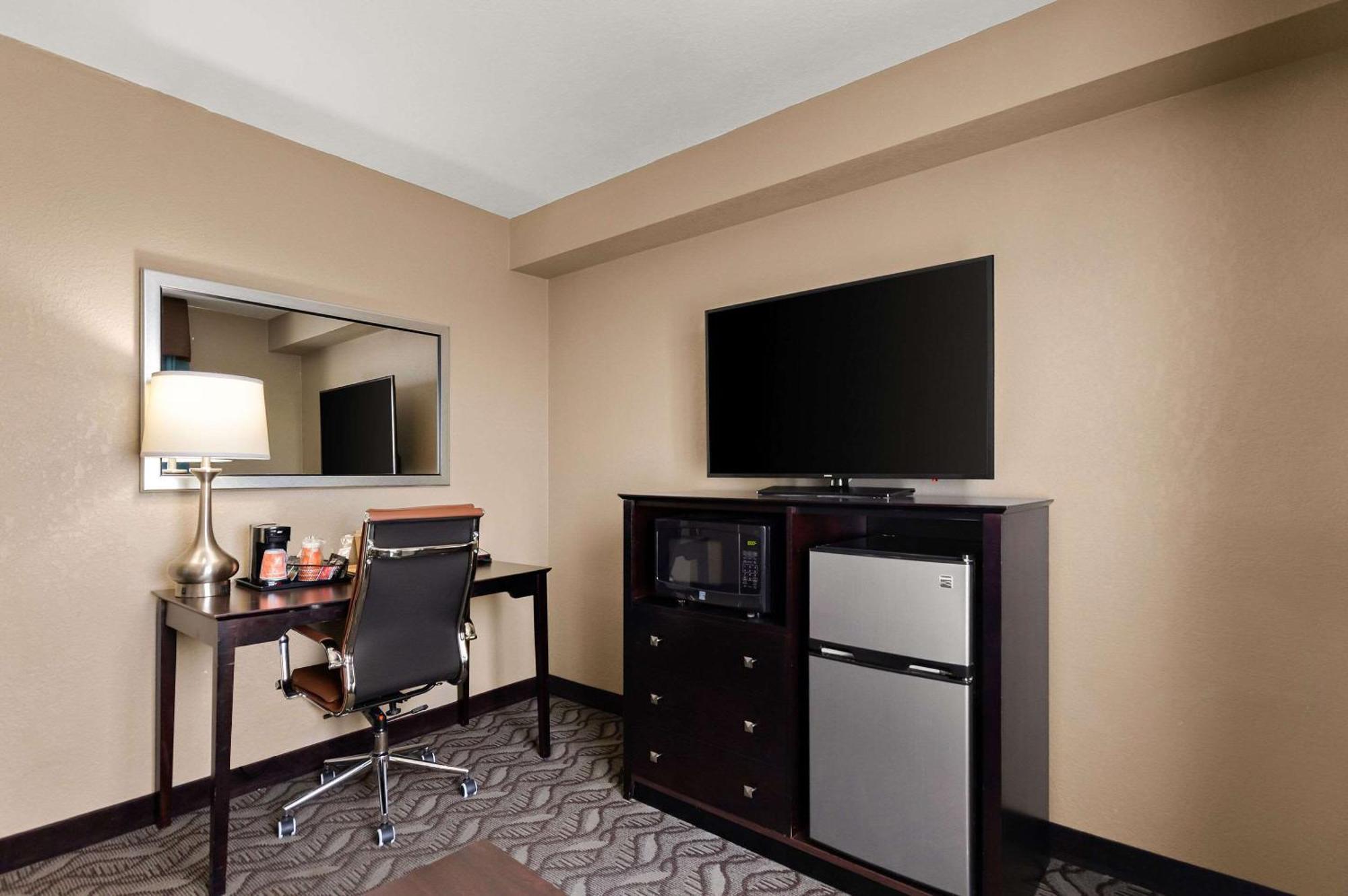 Comfort Inn & Suites Springfield I-55 Εξωτερικό φωτογραφία