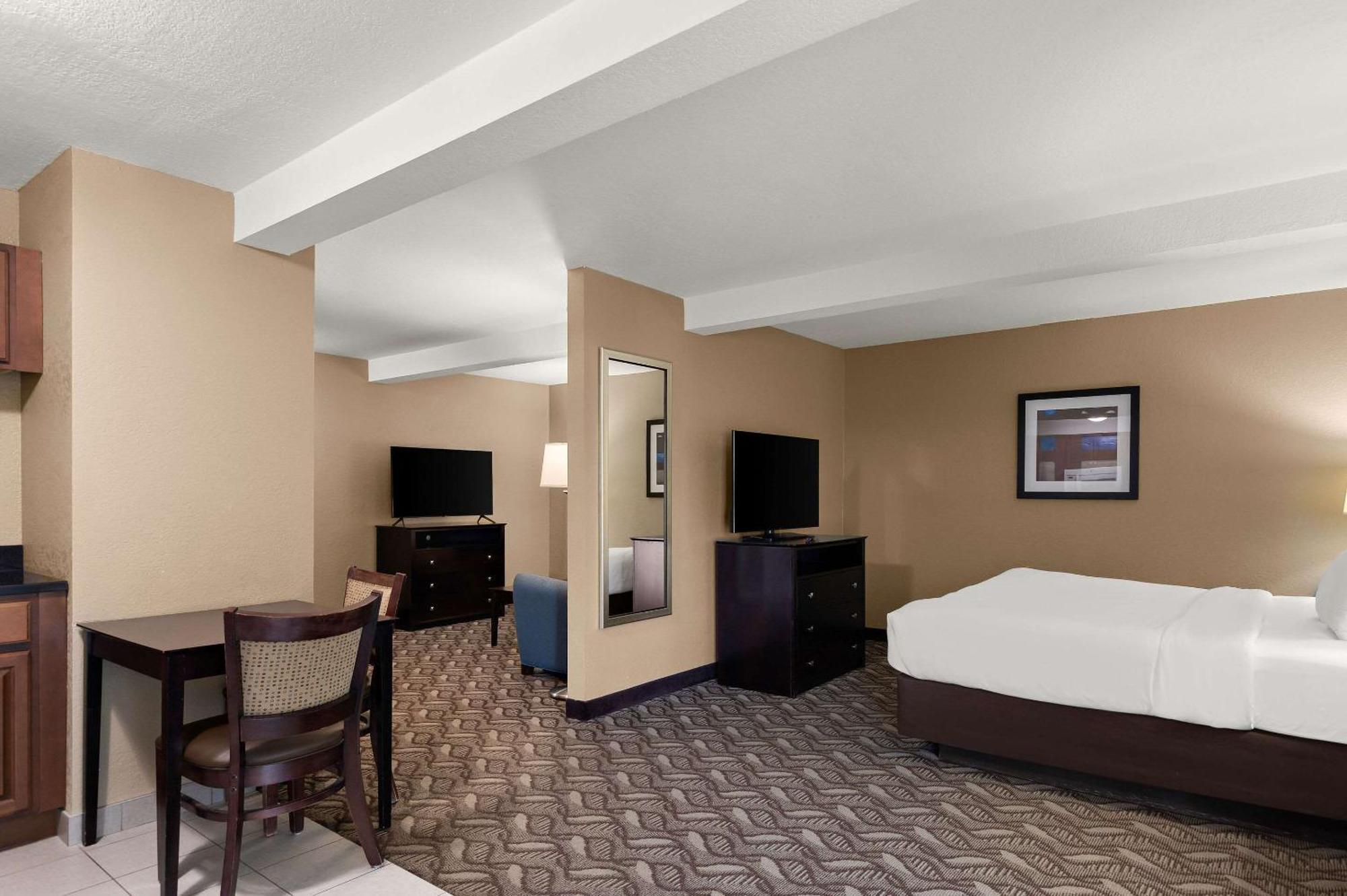 Comfort Inn & Suites Springfield I-55 Εξωτερικό φωτογραφία
